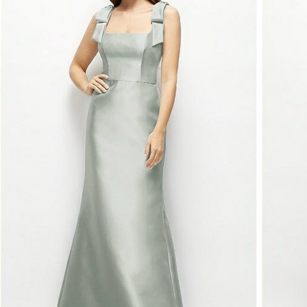 Dessy Collection Alfred Sung SATIN FIT AND FLARE MAXI DRESS WITH SHOULDER BOWS